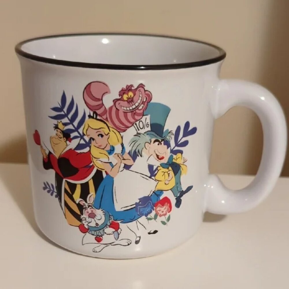 Disney Alice in Wonderland Mug brand new